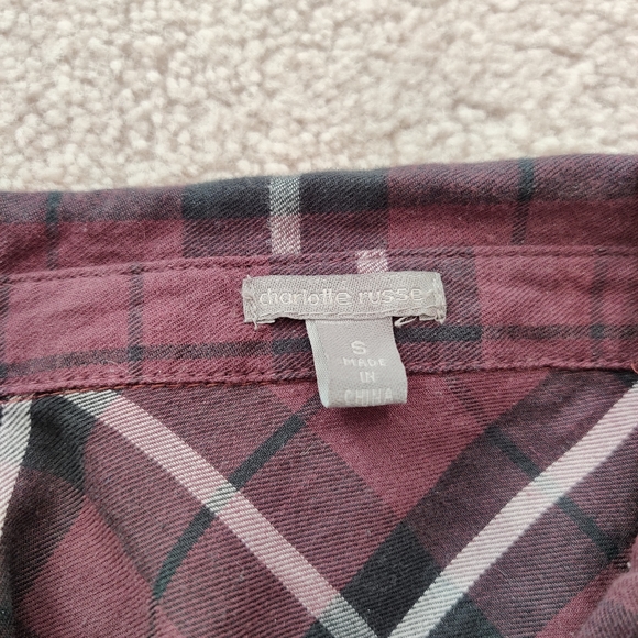 Charlotte Russe Plaid Long Sleeve Top - Picture 3 of 3